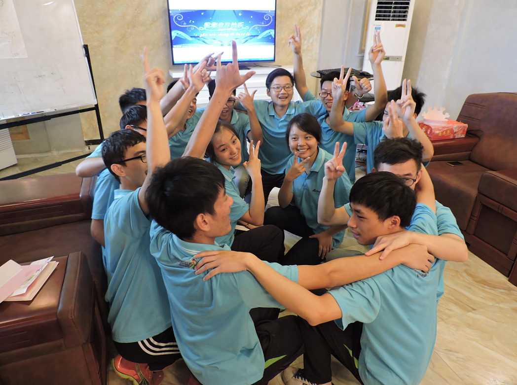 特別的愛給特別的你：阿里大師特別為實習(xí)生舉辦生日會