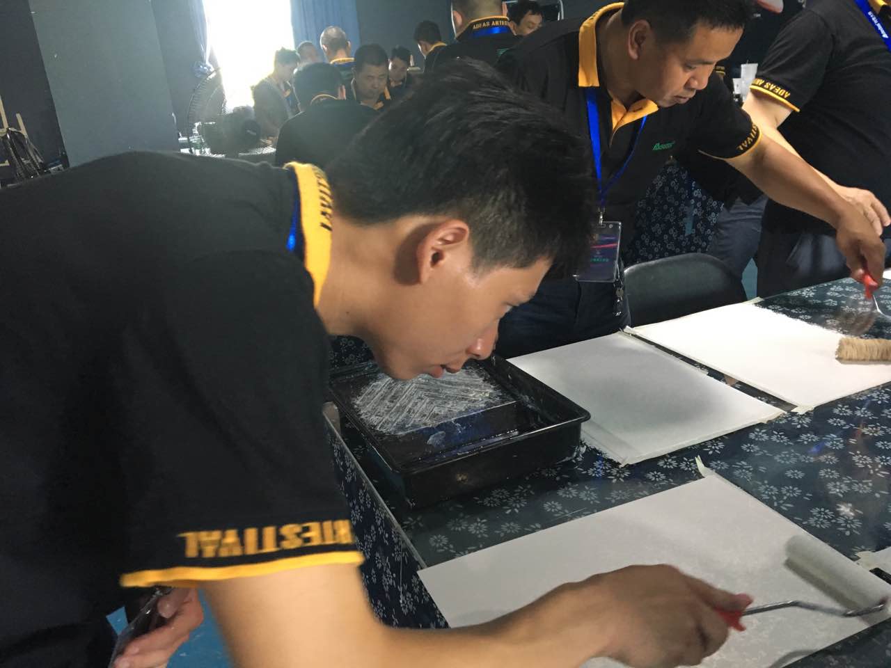 GIOVANNI喬瓦尼藝術(shù)涂料學(xué)員實(shí)操現(xiàn)場(chǎng) GIOVANNI喬瓦尼藝術(shù)涂料學(xué)員實(shí)操現(xiàn)場(chǎng)